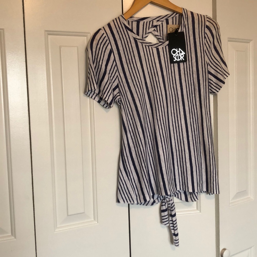 Chaser Cropped Open Tie Back Tee